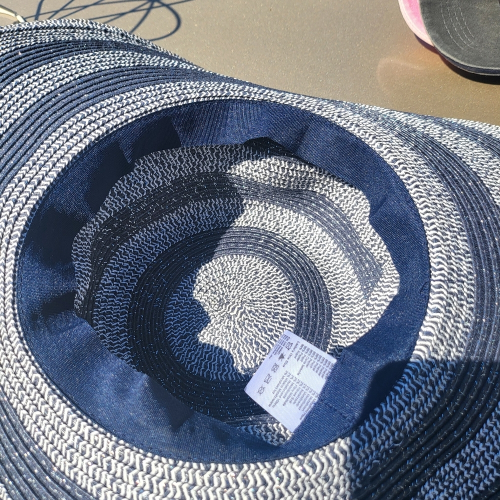Straw Hat - Picture 2 of 2